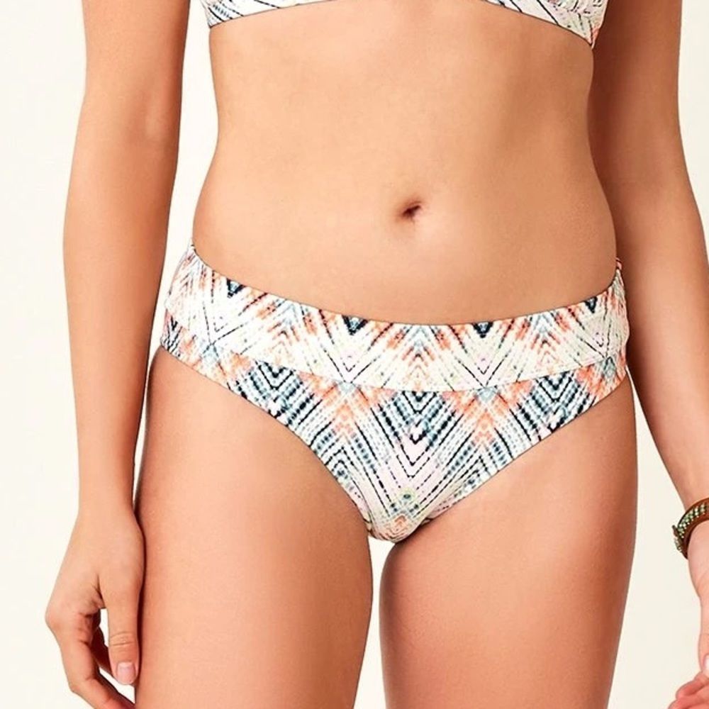 LAST ONE☝️NWT - XS Carve Designs | Stinson Bottom